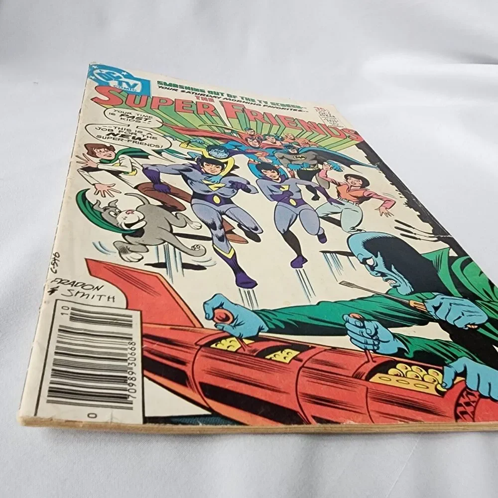 Super Friends #7 Oct 1977‎ Bronze DC Comics The Warning of the Wonder Twins Pt 1